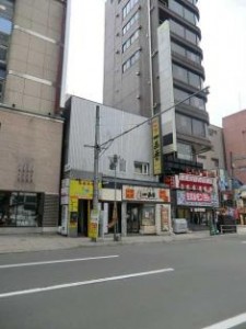 他に中華料理店が入居中
